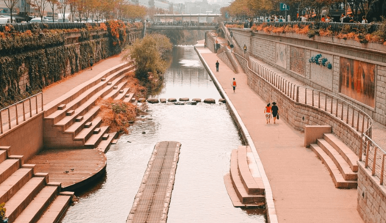 Top 3 Fantastic Travel Attractions in Seoul