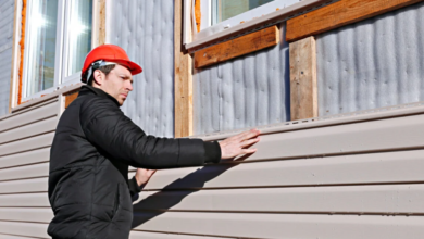 A Homeowner's Guide to Recognizing When It's Time for Siding Repair