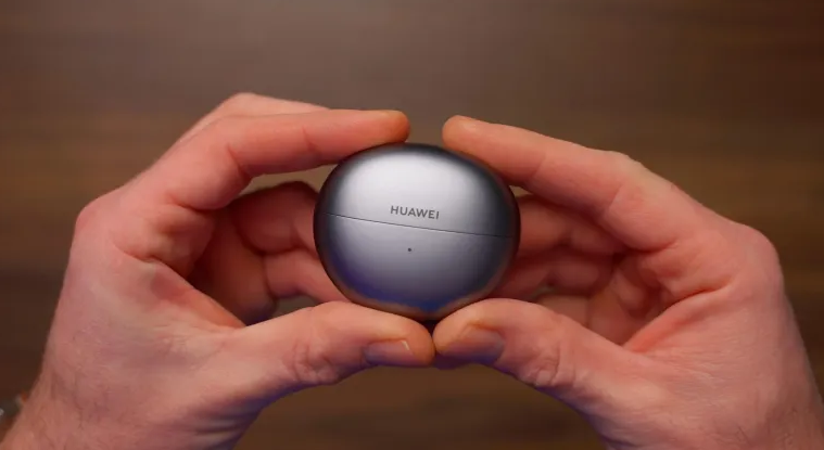 Huawei FreeClip 2 UAE: The Ultimate Wireless Earbuds Experience